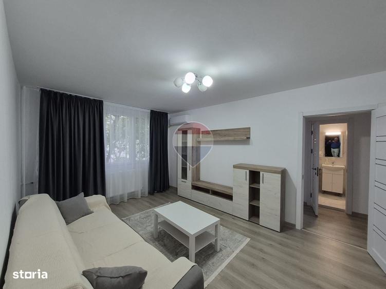 Apartament cu 3 camere semidecomandat în Sălaj