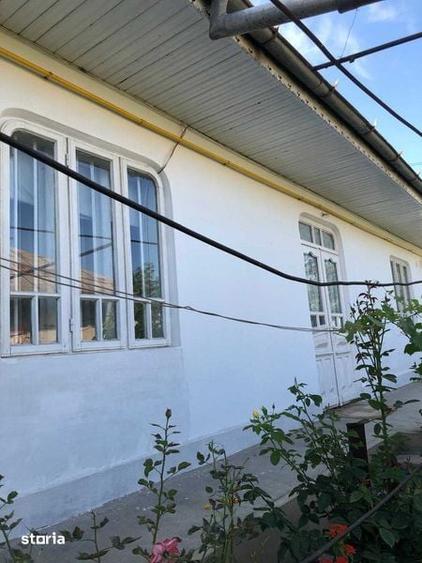 CASA DE VANZARE.HUSI ,str. Anton Sarbu, nr.21 - 3