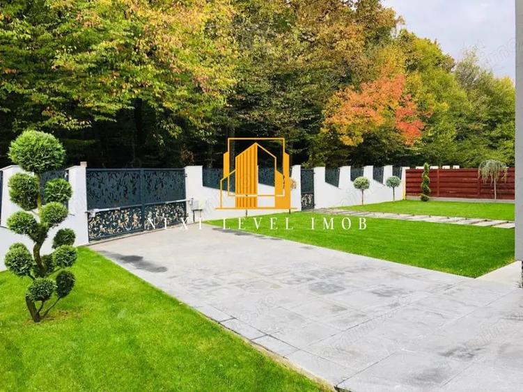 Casă cu 5 camere cu Teren 413 Mp în Central