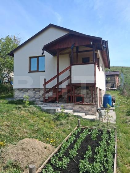 Casă individuală cu 2 camere cu Teren 595 Mp în Câmpenești