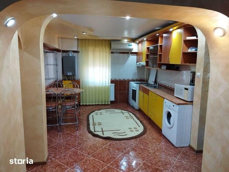 Apartament cu 3 camere decomandat în Ultracentral
