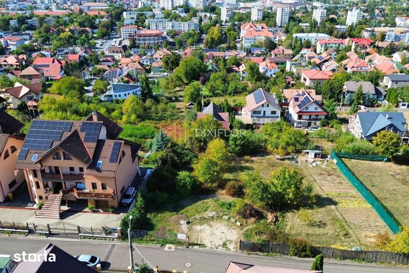 Teren de 1000 mp, în Central