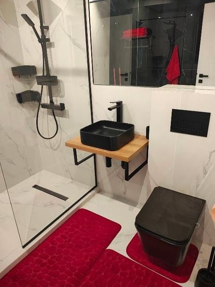 Apartament cu 3 camere decomandat, mobilat în Șelimbăr