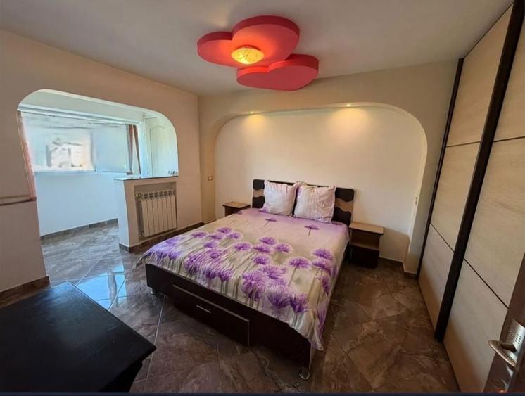 Apartament cu 2 camere decomandat în Obor