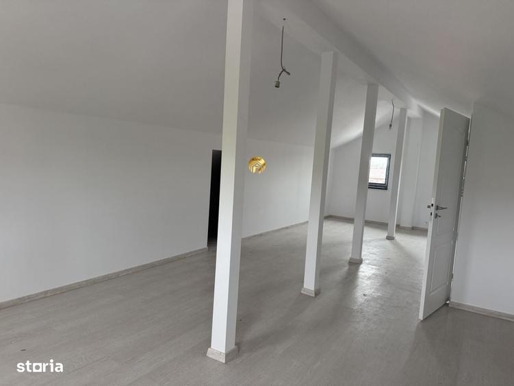Casă cu 4 camere în Prelungirea Ghencea