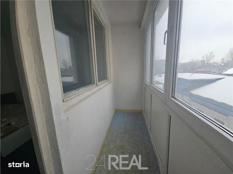 Apartament cu 2 camere decomandat în Cantemir