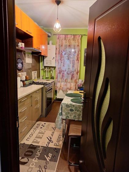 Apartament cu 2 camere decomandat în Cug