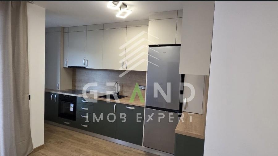 Apartament cu 2 camere semidecomandat, mobilat în Florești