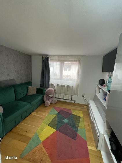 Casă cu 3 camere cu Teren 100 Mp în Colentina
