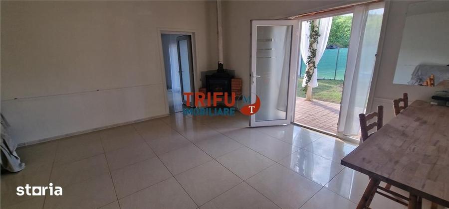 Casă cu 2 camere cu Teren 305 Mp în Sântimbru