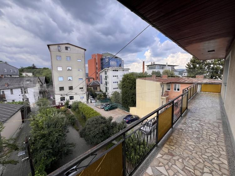 Apartament 4 camere, garaj inclus + 1 parcare - zonă ultracentrală - 10