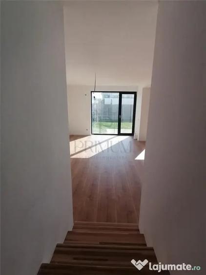 Duplex modern - design deosebit - zona foarte buna - 3 dormi - 9