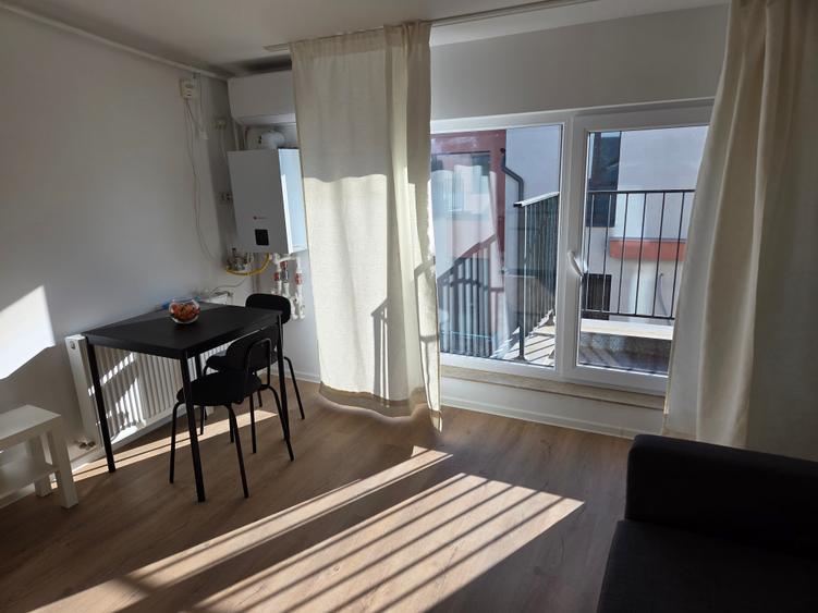 Garsoniera utilata,mobilata ,totul nou ,prima inchiriere ,str Oituz nr 71 - 6