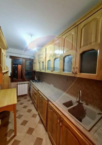 Spațiu de inchiriat in zona centrala - 6