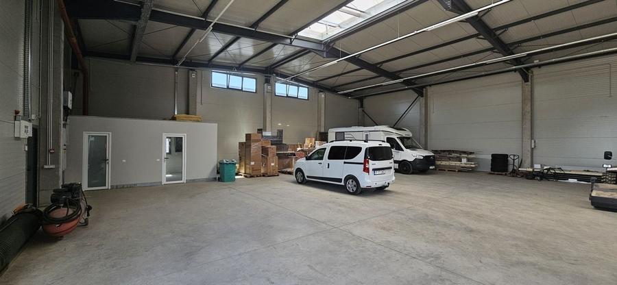 Pantelimon DN3 hala 600 mp - 2