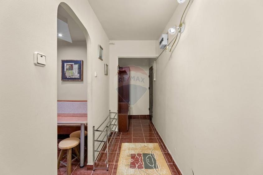 Apartament cu 2 camere de închiriat în zona Micalaca - 8