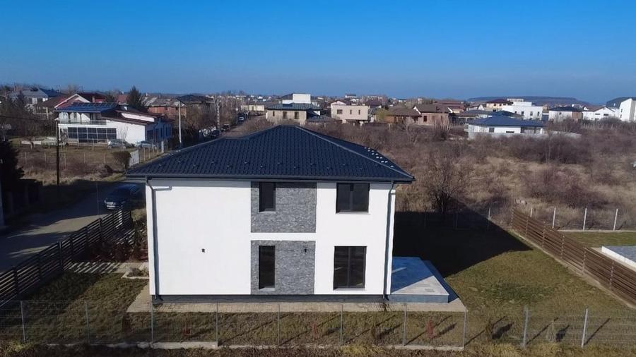 De vanzare vila individuala 5 camere garaj toate utilitatile Corbeanca - 4