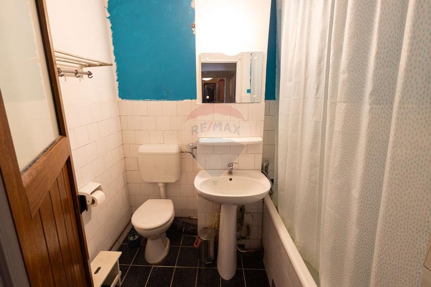 Apartament cu 5 camere de vânzare în zona Cetate - 7