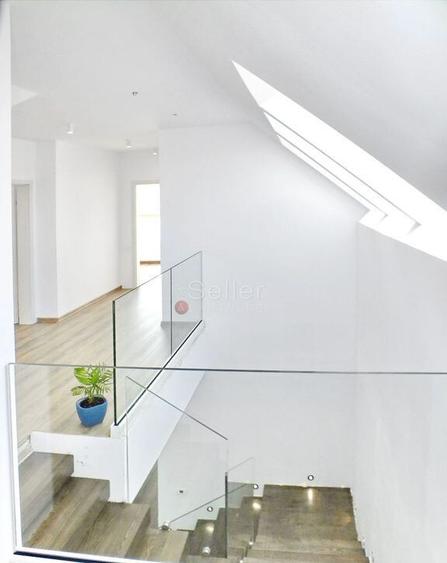 Spatiu birouri central - 2