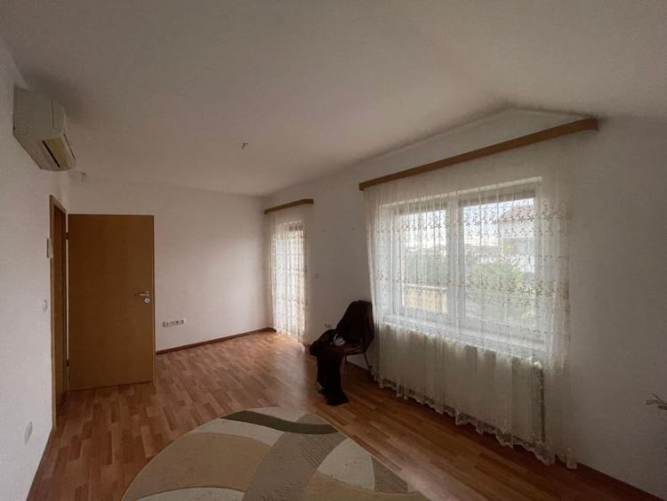 Casa Individuala 5 camere Mosnita Veche - 11