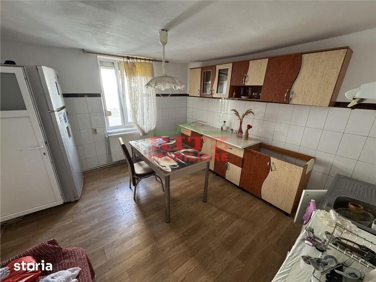 Nou! Casa+teren, deschidere la 2 strazi, Piatra-Olt! - 7