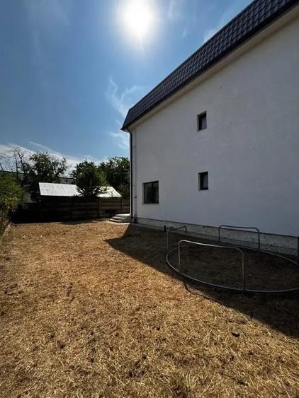 Apartament NOU 3 camere  - curte de 155 mp zona Crevedia Kaufland - 9