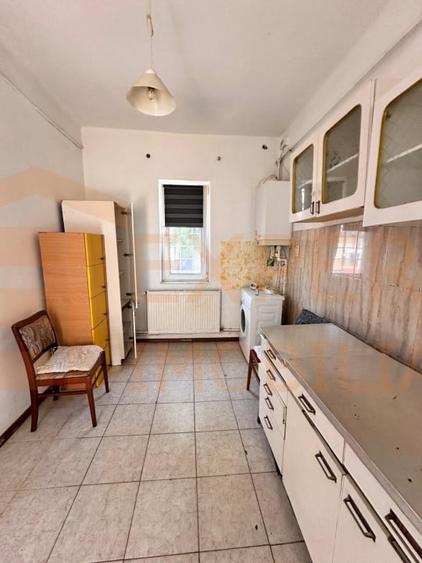 Proprietate 2 corpuri situata in zona Tomis I - 8