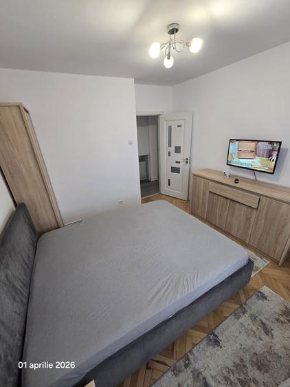 2 camere, decomandat, renovat Nou, prima inchiriere - 1