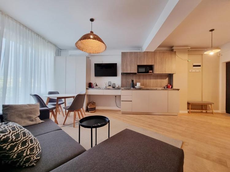 Studio cochet cu vedere la mare, langa nisip - 1