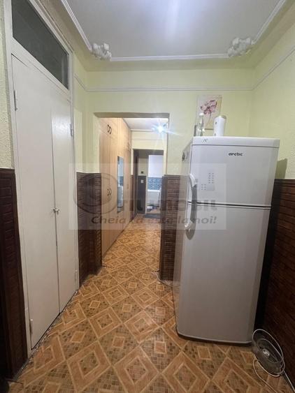 APARTAMENT 3 CAM  DECOMANDAT SF LAZAR LANGA  AMAZON LIBER - 4