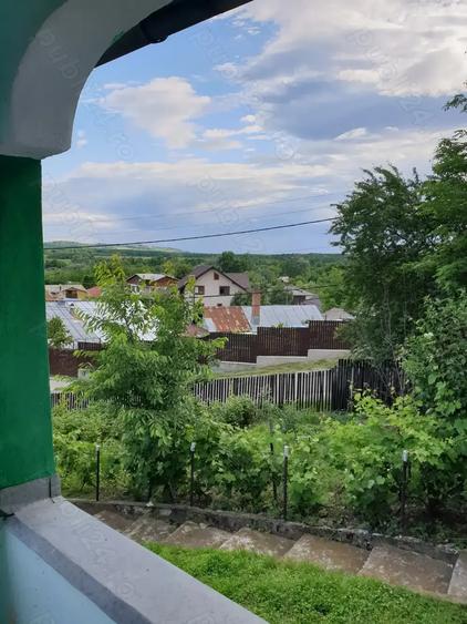 Vand casa zona submontana - 8