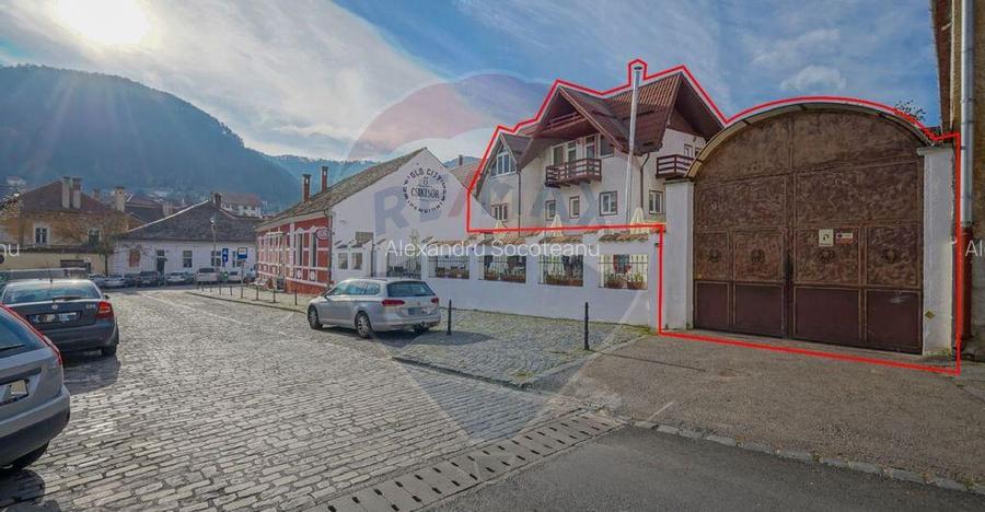 PIATA UNIRII 12BIS BRASOV | CLADIRE CU SPATIU COMERCIAL S...