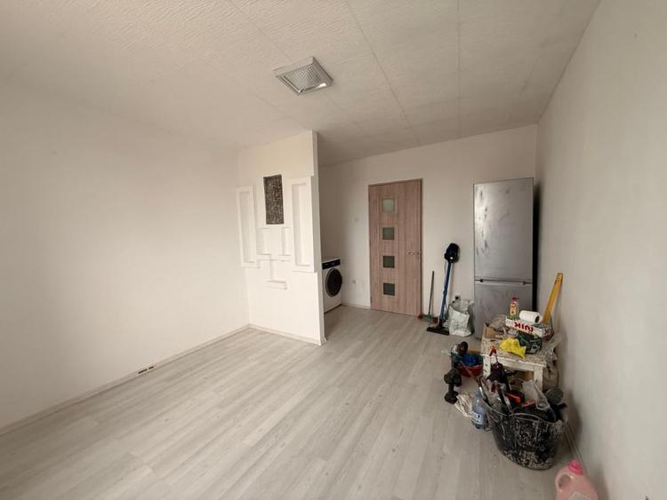 Garsoniera renovata 21 mp utili zona Steaua - 2