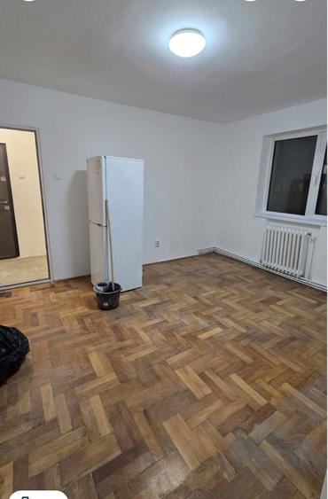 Apartament de vanzare - 2