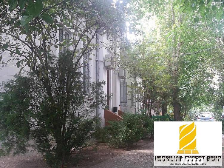 Zona Unirii - Imobil generos cu 30 camere si teren de 1750mp. - 1