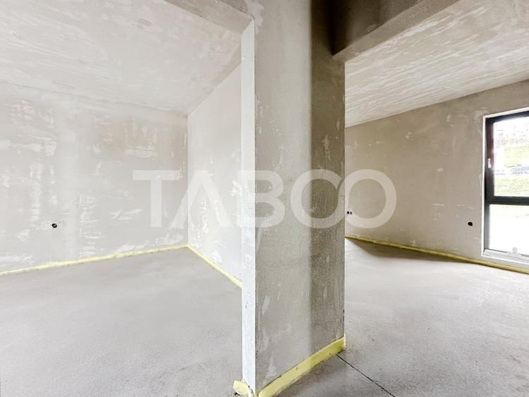 De vanzare duplex 200 mp utili si teren liber 180 mp cu garaj Floresti - 4