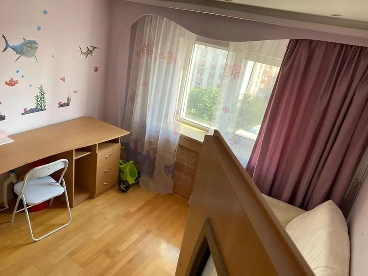 3 camere 13 septembrie sebastian bloc din 1990 hol H - 7