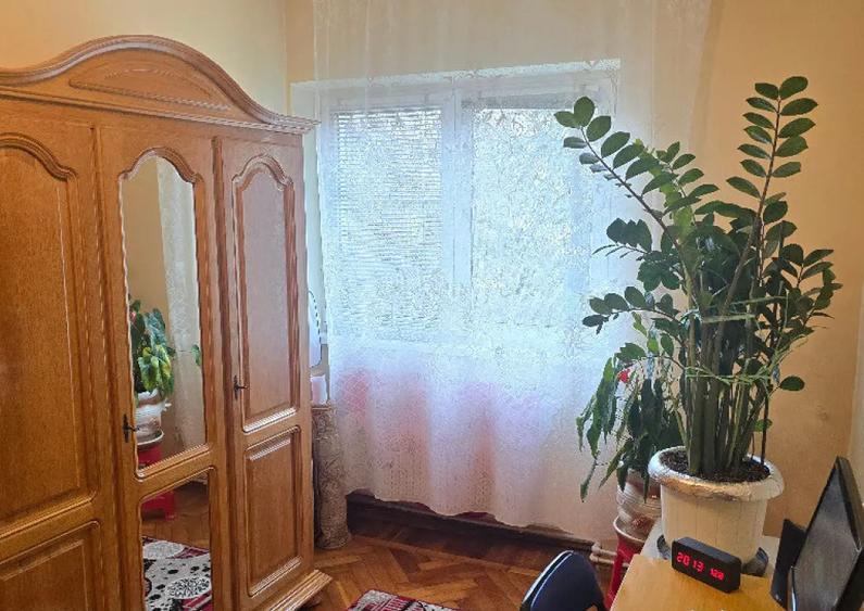 Vand apartament 2 camere in Deva, zona Zamfirescu, et. 2 - 11