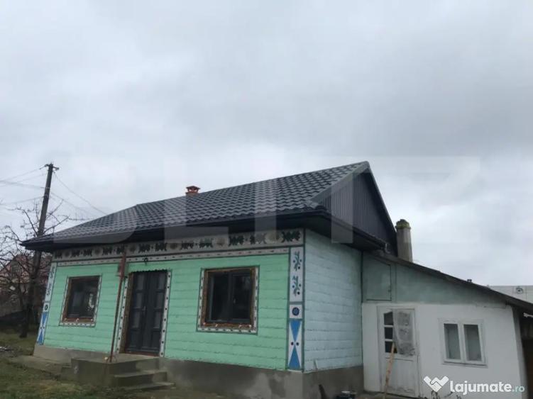 Casa batraneasca,partial renovata,loc. Meresti,3400mp teren - 4