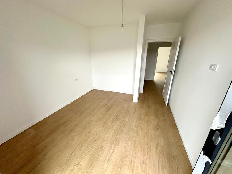 Finalizata! Casa 3 camere D 2 bai 86mp zona Bucium Visan - 12