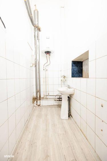 Spa?iu comercial, Bld. Revolu?iei - Podgoria - 3