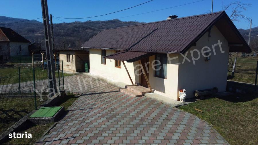 Casa de vacan?a de vanzare in comuna Corbeni, jude? Arge?. - 9