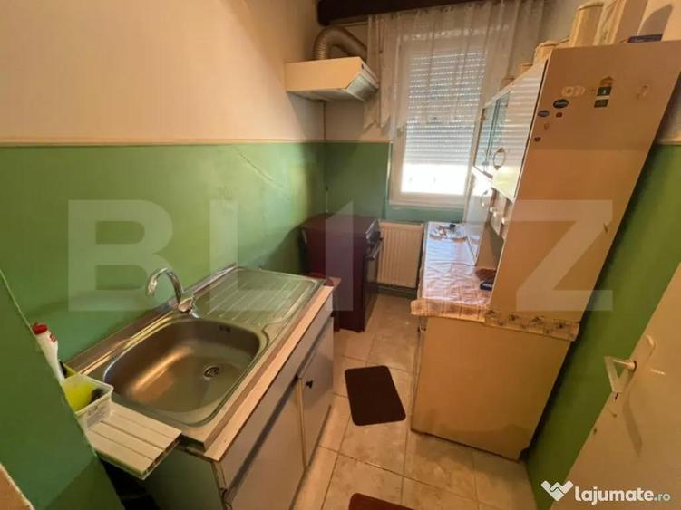 Apartament 4 camere, 53,48 mp, zona Micro 8 - 7