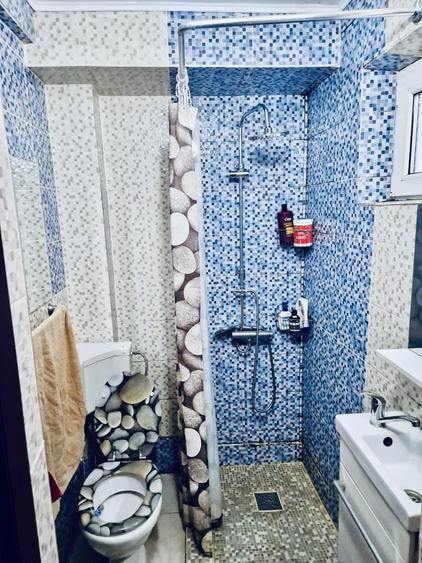 Apartament cu 2 camere, zona Podu Ros - 5