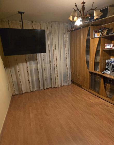 Direct proprietar vand apartament 2 camere - 2