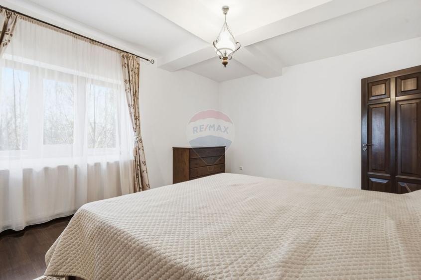 Casa/Vila de Vanzare cu 5 camere,  Teren 757mp - Iasi - Hlincea - 14