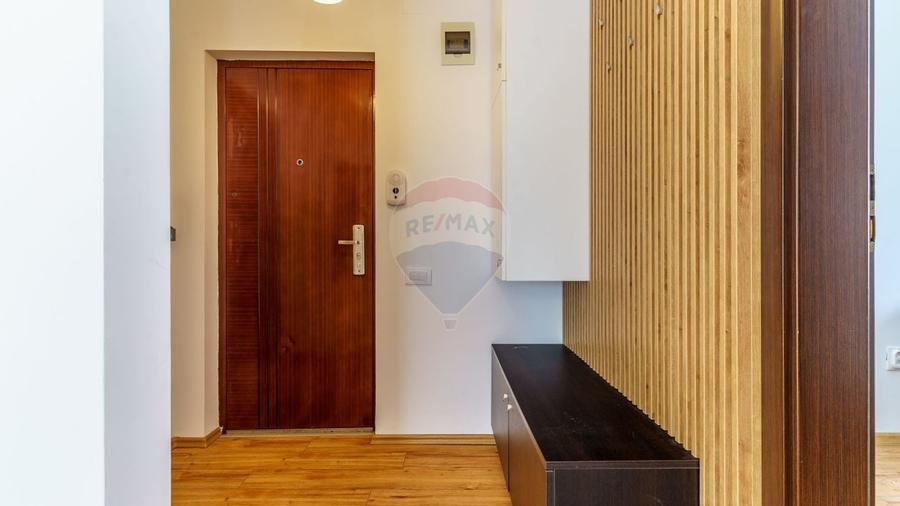 3 cam, 69mp,  etaj 2/3, Buna Ziua, parcare inclusa, comision 0 - 7