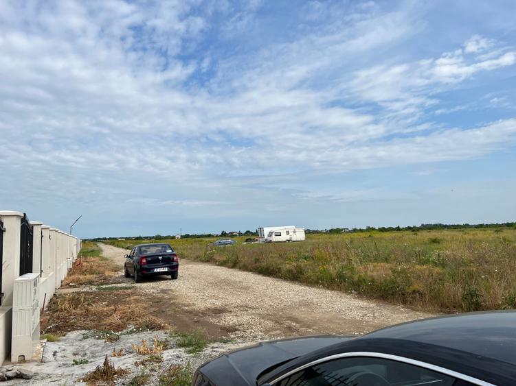 Domnesti- Proprietar, 3 loturi alaturate de 600mp fiecare lot - 8