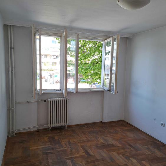 De vanzare apartament cu 2 camere in Piatra Neamt, str. Darmanesti - 3