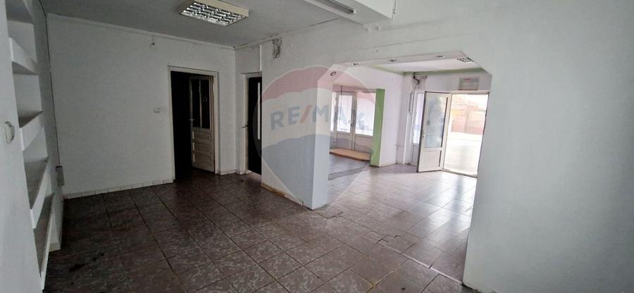 Spatiu comercial locatie ideala pentru multiple activitati - 4